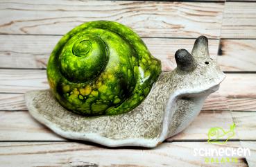 Süße Keramik Schnecke