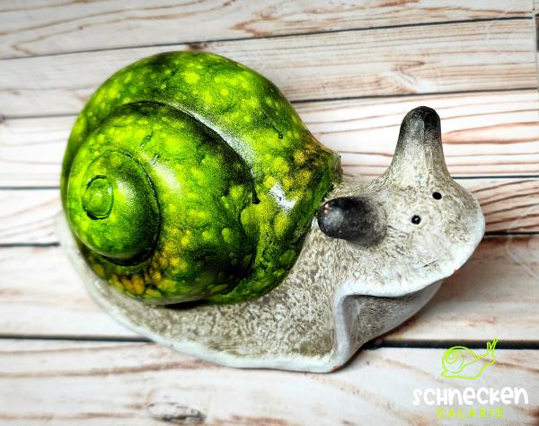 Süße Keramik Schnecke